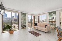 Building Photo - 1122 Colorado St