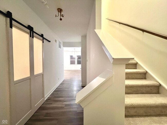 Building Photo - 19341 Beruna Way