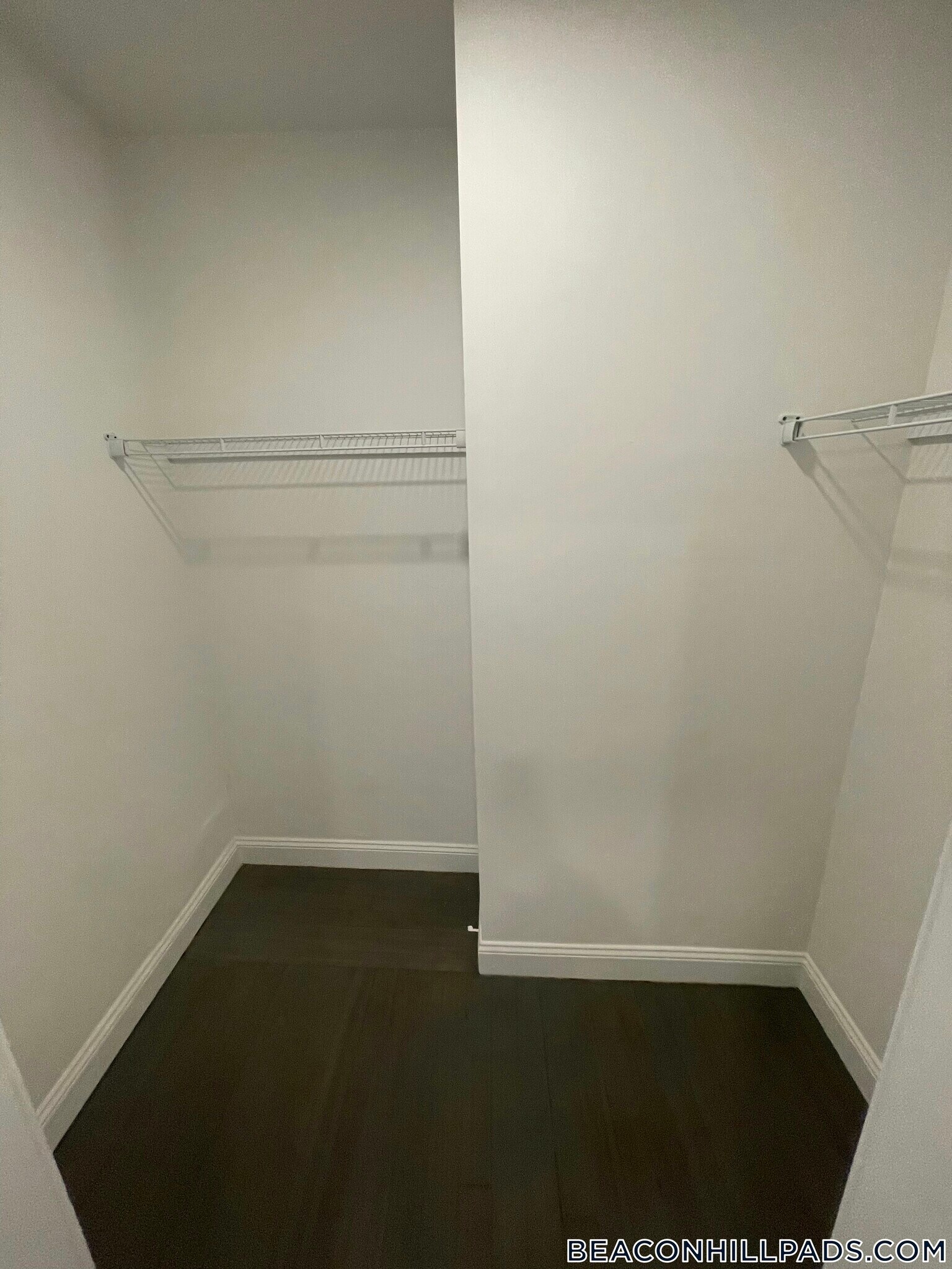 Building Photo - 31 Temple St