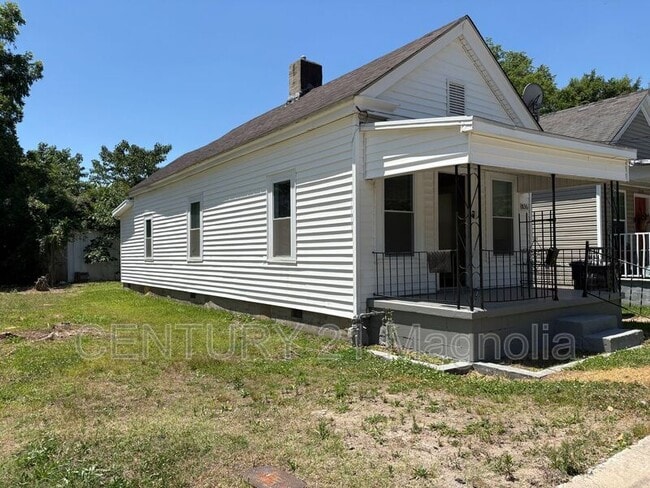 Building Photo - 1836 Greene St