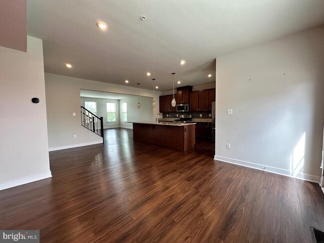 Building Photo - 10514 Norbourne Farm Rd