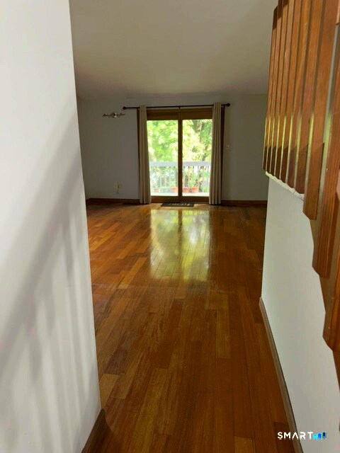 Building Photo - 310 Mill Pond Dr