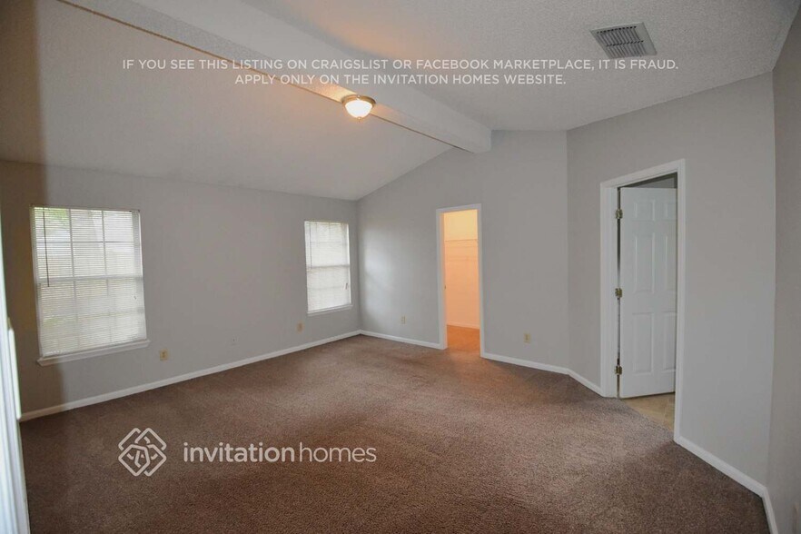 Building Photo - 4429 Hollygate Ct