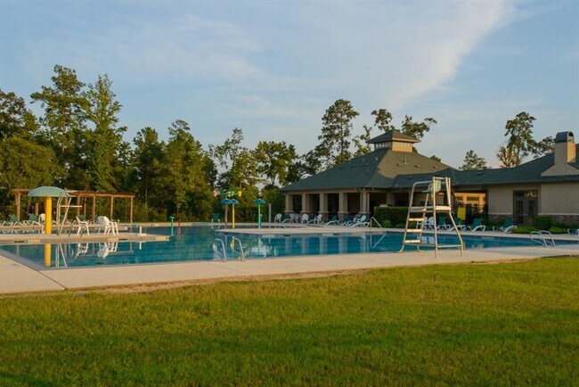 Building Photo - 25126 Knob Pines Ct
