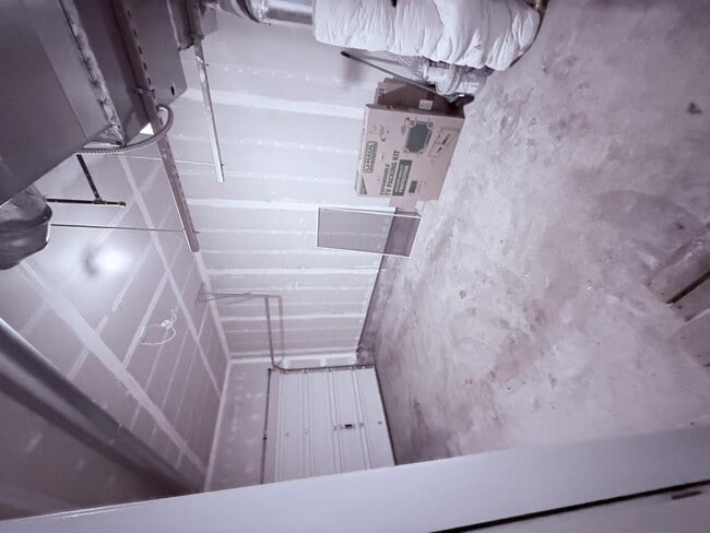 Building Photo - 13102 NE 26th St