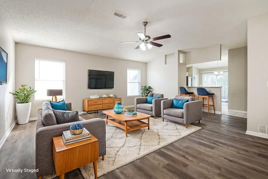 Building Photo - 12358 Carriann Cove Trail S