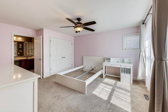 Building Photo - 613 Kinnear Cove