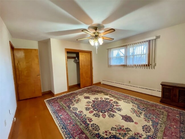 Building Photo - 92 Vestal Ave