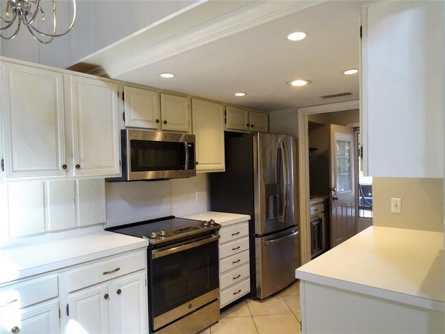 Building Photo - 11 April Village