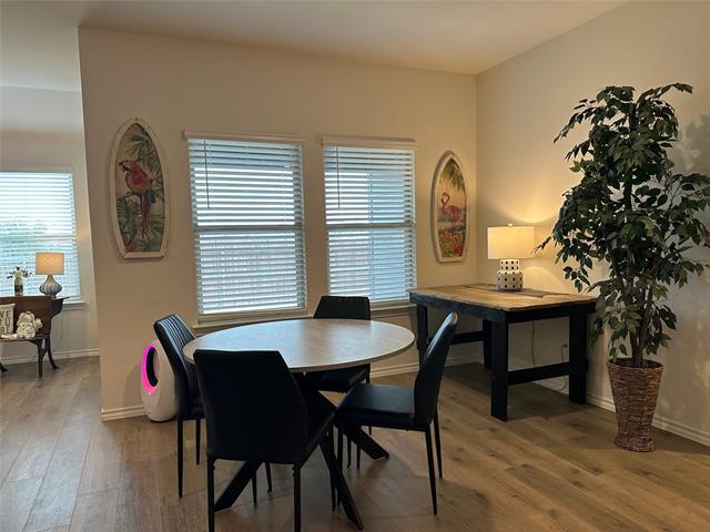 Building Photo - 1329 Skyline Dr