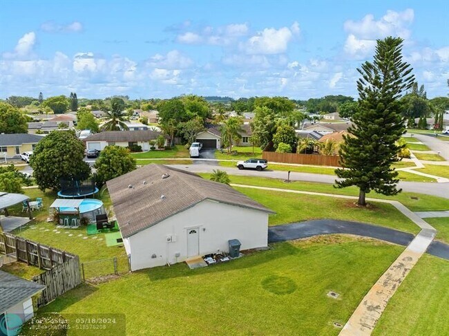 Building Photo - 9708 Alaska Cir