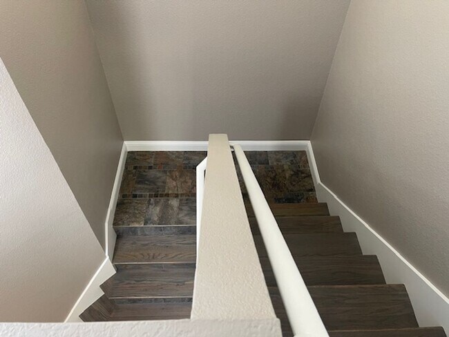 Building Photo - COMING SOON! Beautiful Home with Stunning ...