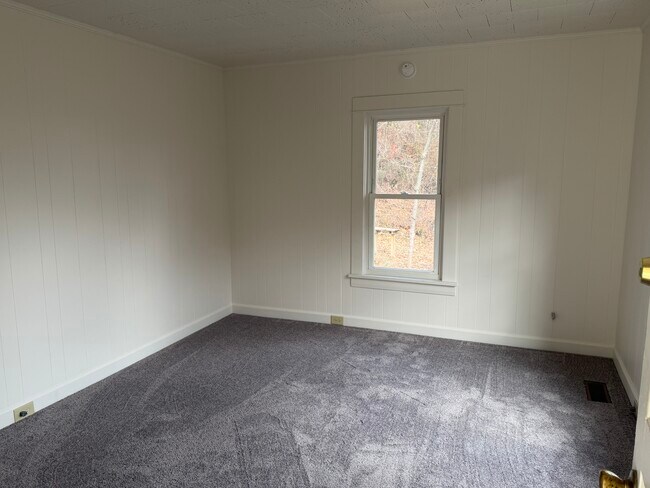 Building Photo - 716 Park Lane