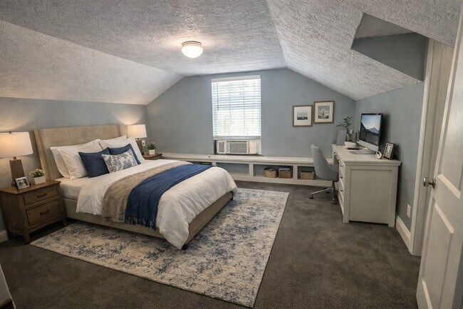 Building Photo - 4924 Polk St