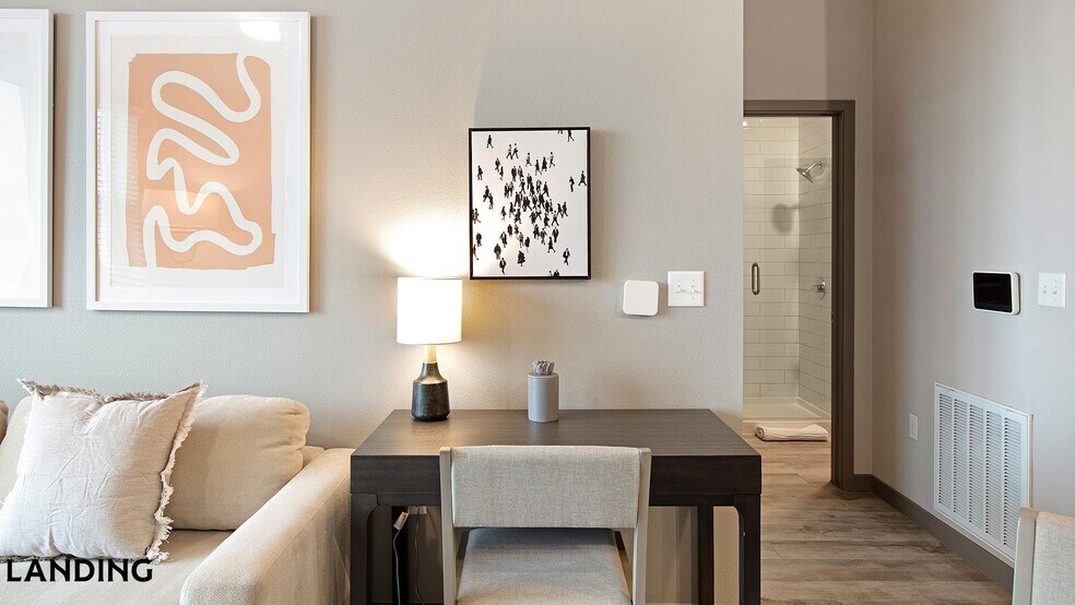 Building Photo - 3150 W Twain Ave