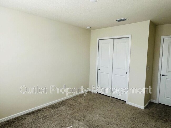 Building Photo - 17536 Saw Palmetto Ave