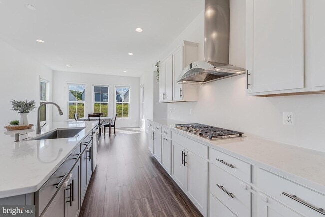Building Photo - 23765 Fairfield Knl Ct