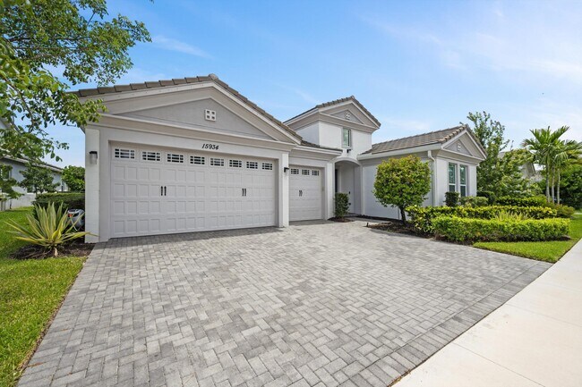 Building Photo - 15934 Whippoorwill Cir