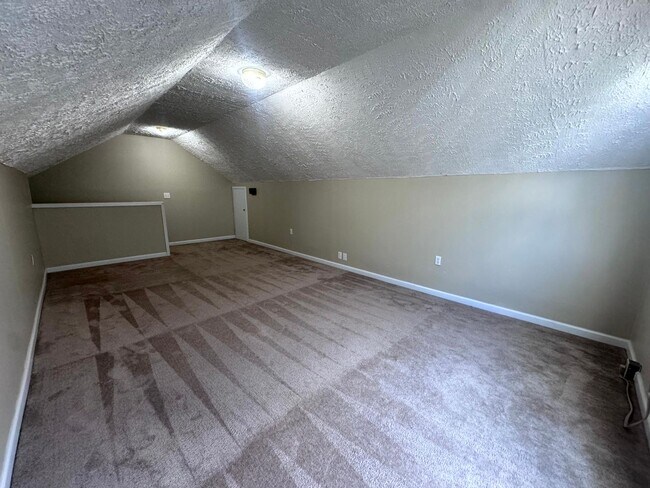 Building Photo - 109 Belle Boyd Dr