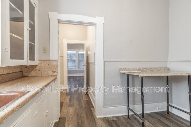 Building Photo - 226 Mc Laughlin Ave