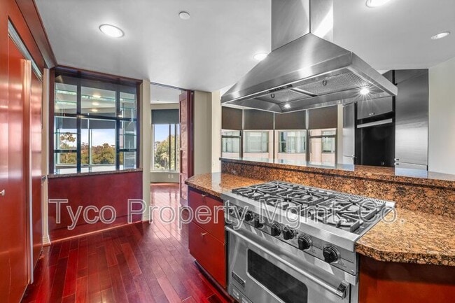 Building Photo - 2500 Sixth Ave