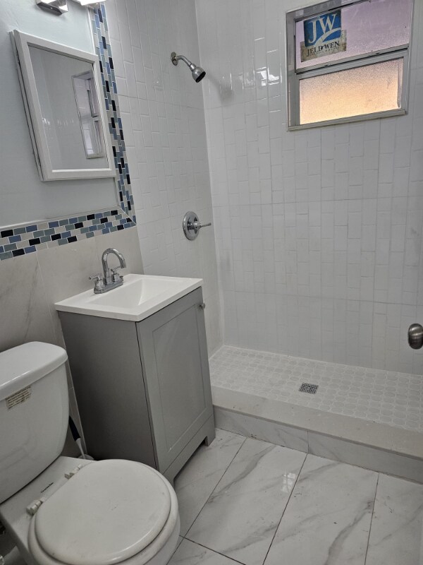 Building Photo - 1240 Rutland St