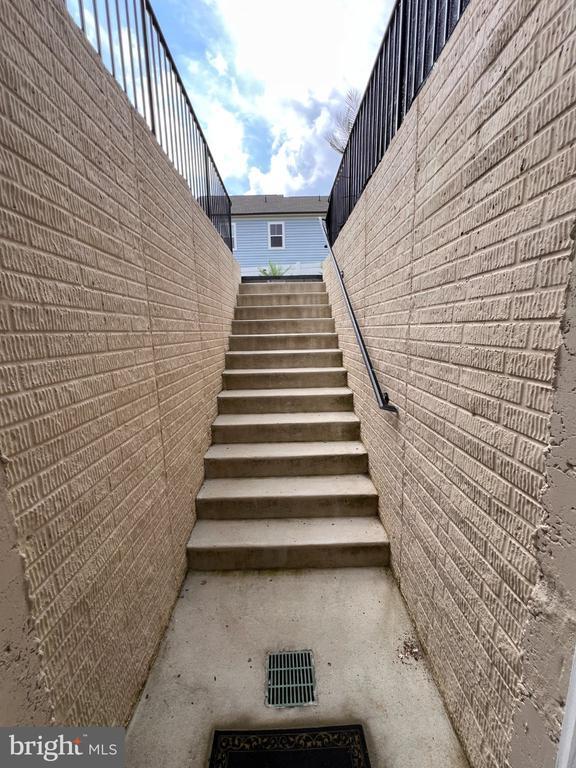 Building Photo - 9867 Selkie Ln