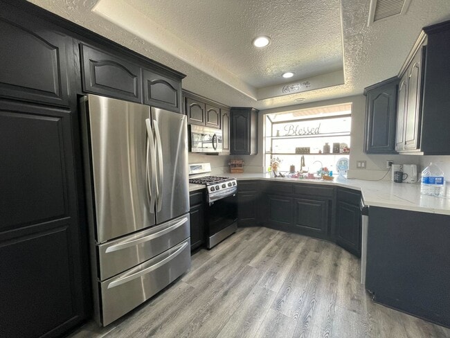 Building Photo - Comfortable 3-Bedroom Home in Moreno Valle...