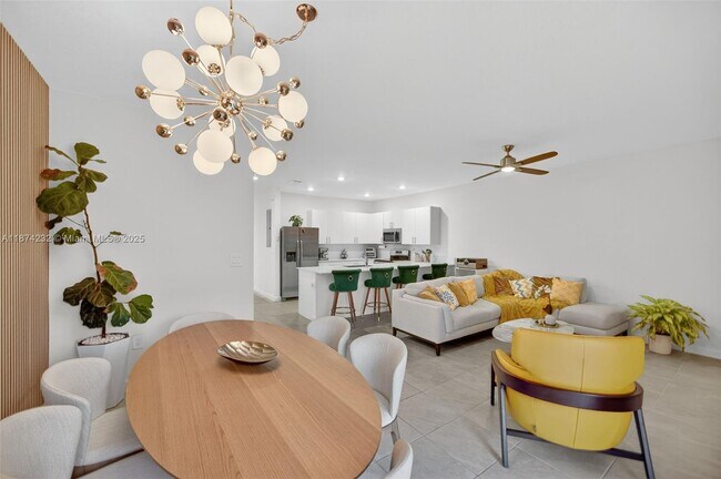 Building Photo - 26437 SW 149th Ave