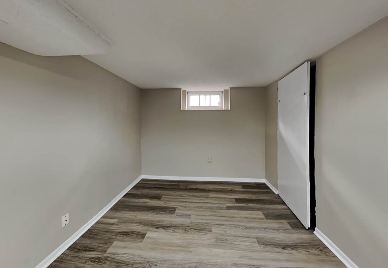 Building Photo - 452 N Alexander St