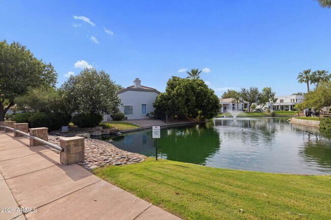 Building Photo - 1465 W Island Cir
