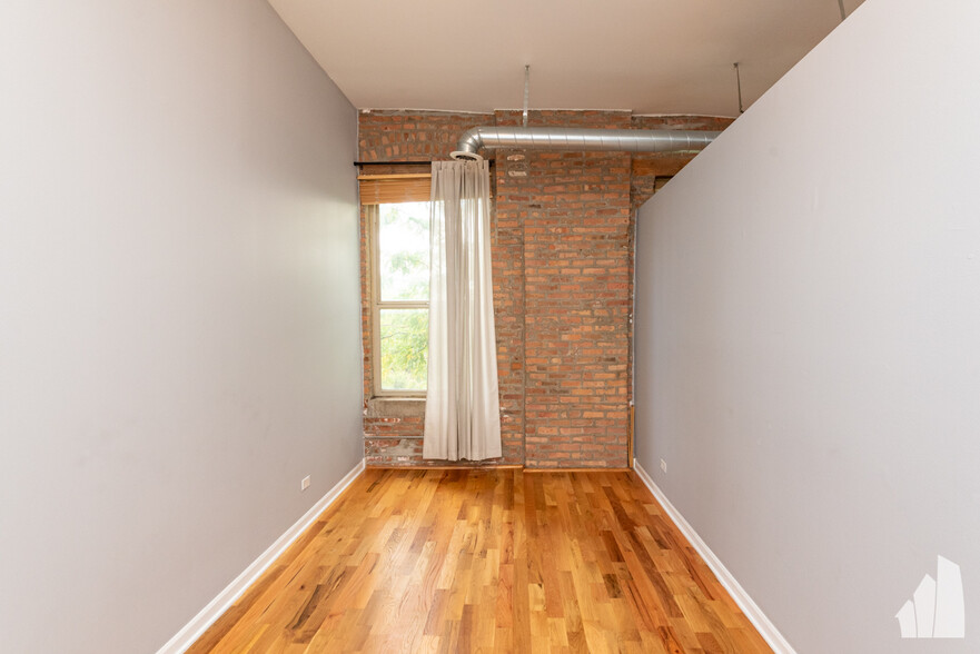Building Photo - 1816 S Bishop St
