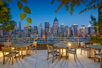 Building Photo - Avalon Clinton
