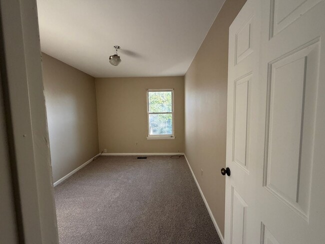 Building Photo - Georgetown Colony