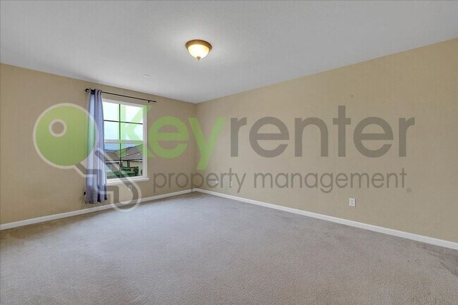 Building Photo - 1444 Eaglesfield Ln