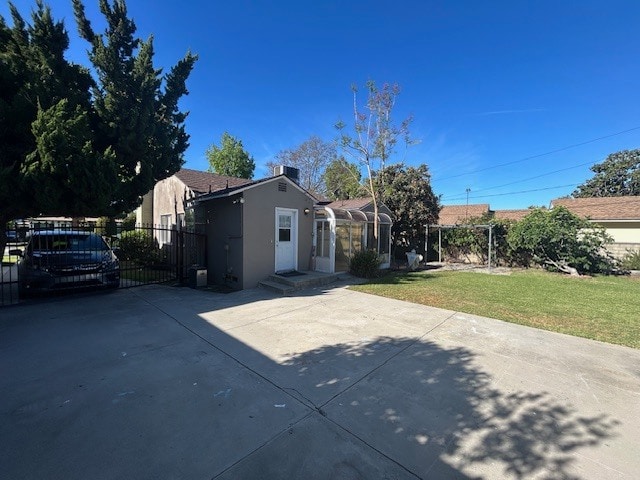 Back of house - 11235 Lynrose St