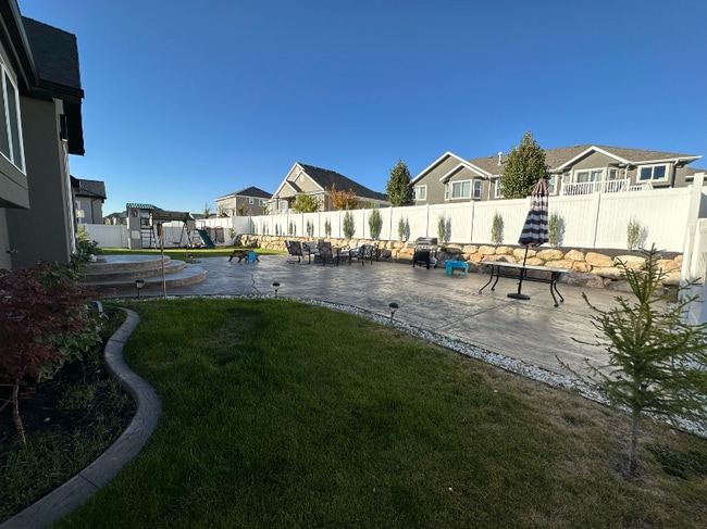 Building Photo - 8324 S Jayson Bend Dr