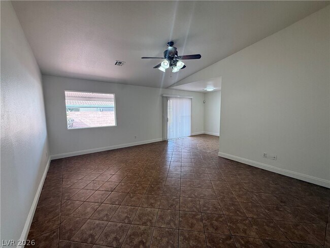 Building Photo - 3130 Meadow Flower Ave