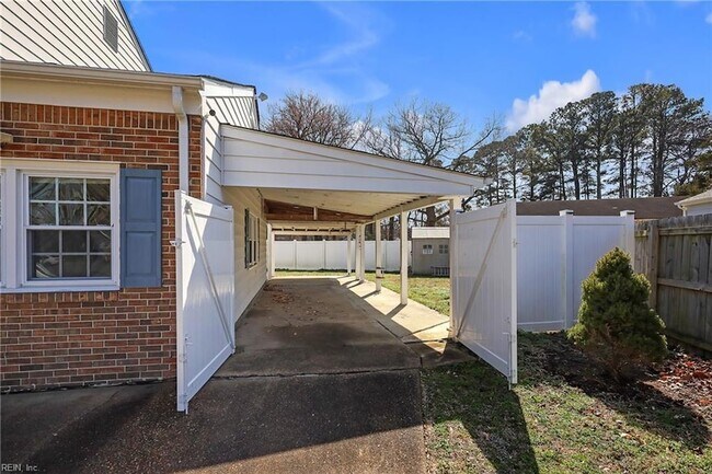 Building Photo - 54 Avella Ct