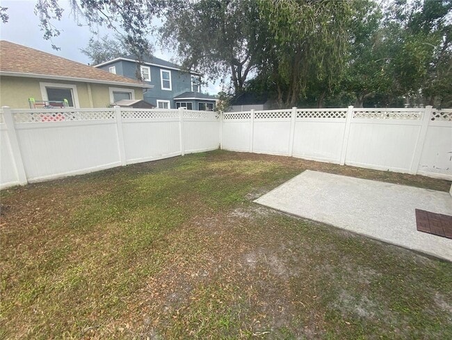 Building Photo - 2409 Spring Hollow Loop