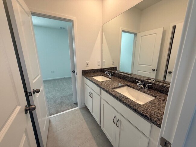 Building Photo - Brand new construction 3 Bedroom Town Home in Island Village of Celebration