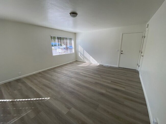 Building Photo - 284-286 Junipero