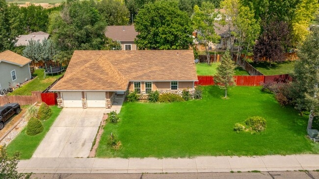 Building Photo - Single Family Home in Silt for Rent