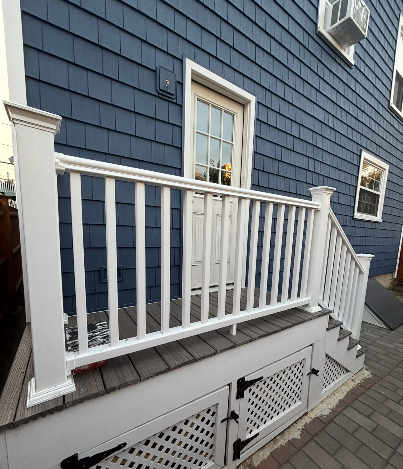 Building Photo - 60 Irving Way