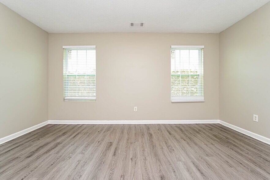 Building Photo - 172 Marsh Glen Dr