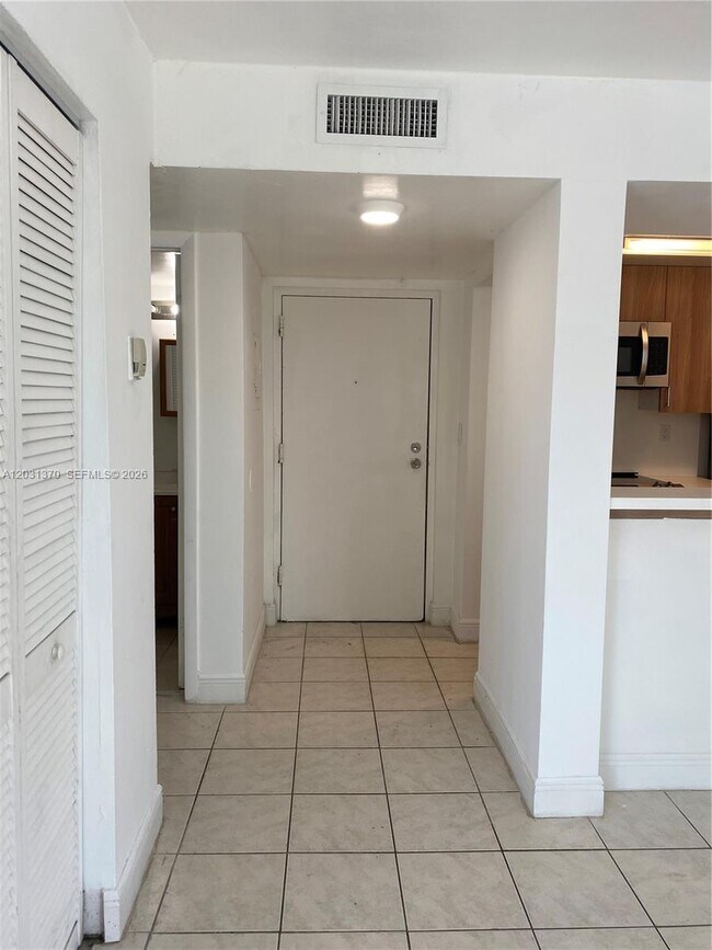Building Photo - 7075 NW 186th St