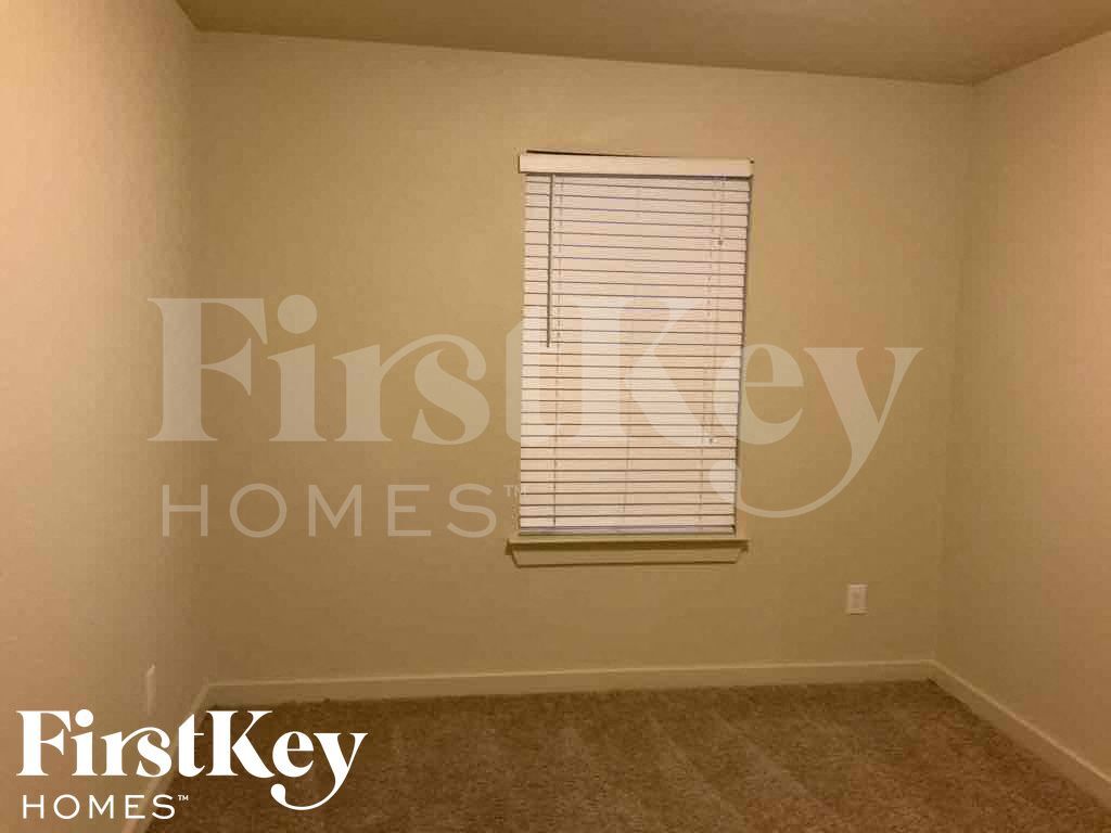 Building Photo - 9923 Rio Doso Dr