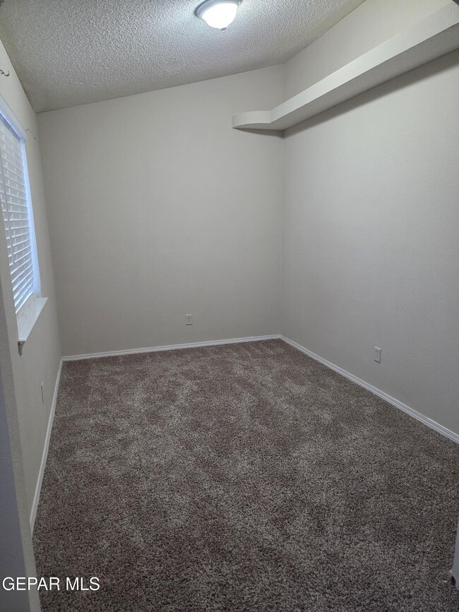 Building Photo - 2988 Tierra Cortez Ave