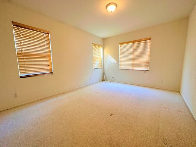 Building Photo - Delightful 3 Bedroom | 2 Bath