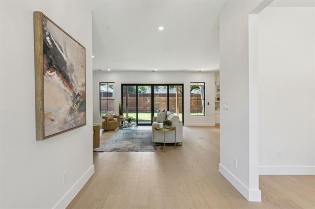 Building Photo - 3630 Mid Pines Dr